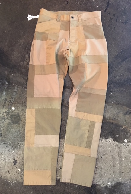 beige 3pocket pacthed pants :mountain research